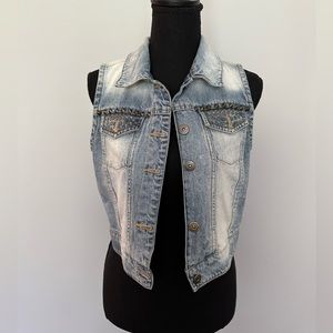 Vintage Women’s Jean Vest (size M)